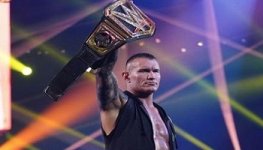 WWE-Raw-Randy-Orton-encounters-The-Fiend.jpg